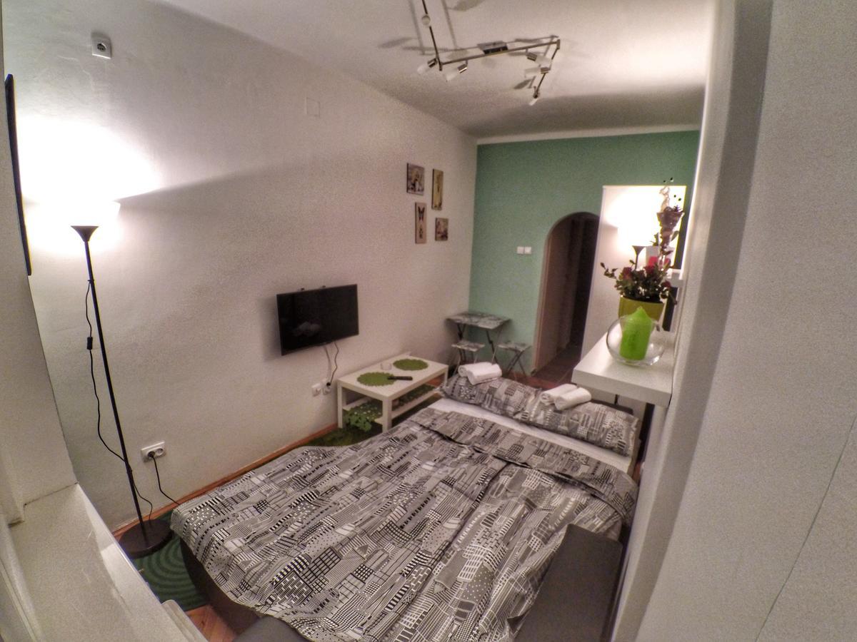 Sleep And Go Pedja Leilighet Beograd Eksteriør bilde